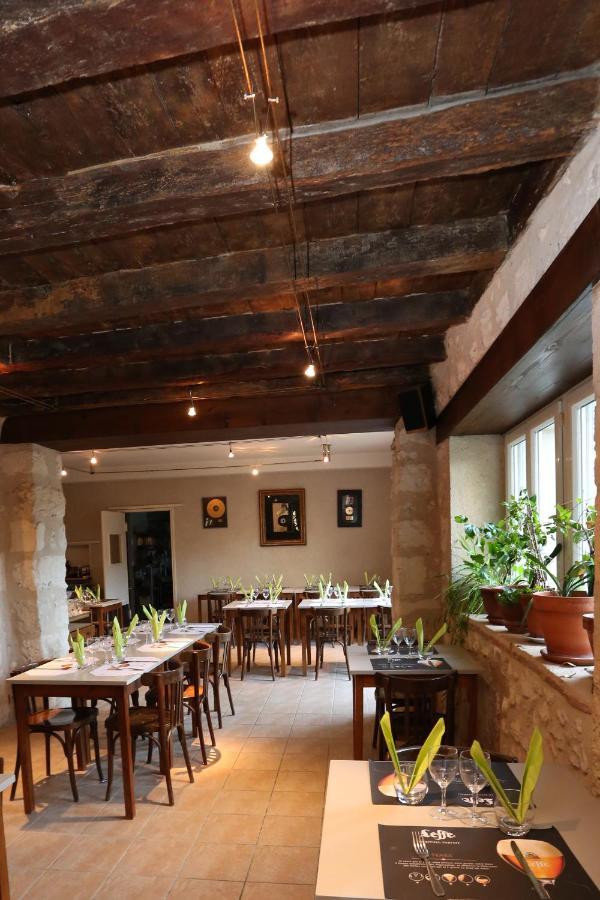 Hotel Le Relais Du Chateau Grignols  Esterno foto