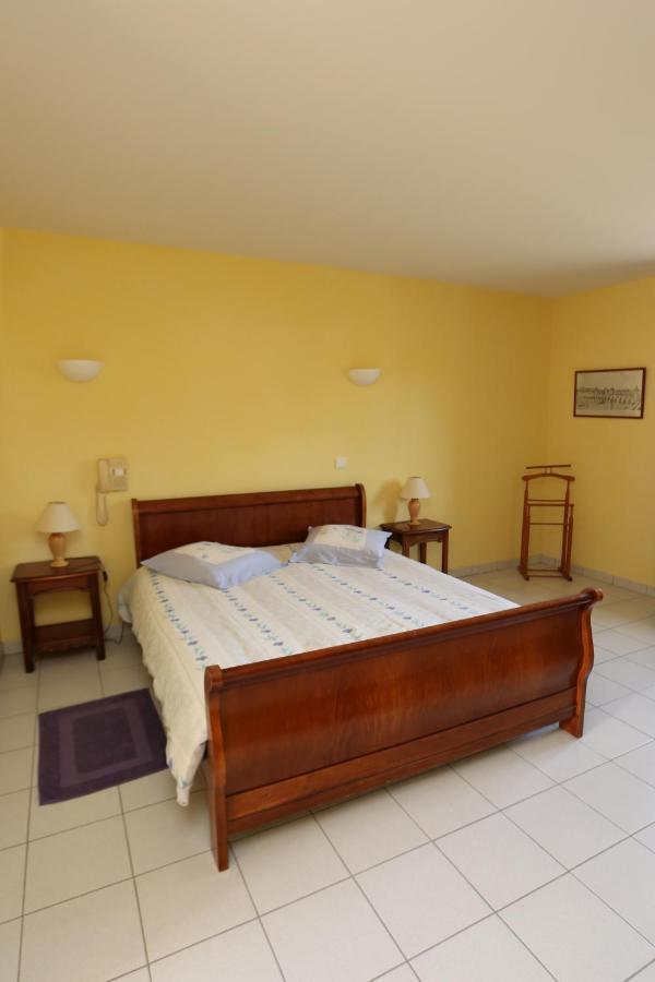 Hotel Le Relais Du Chateau Grignols  Esterno foto