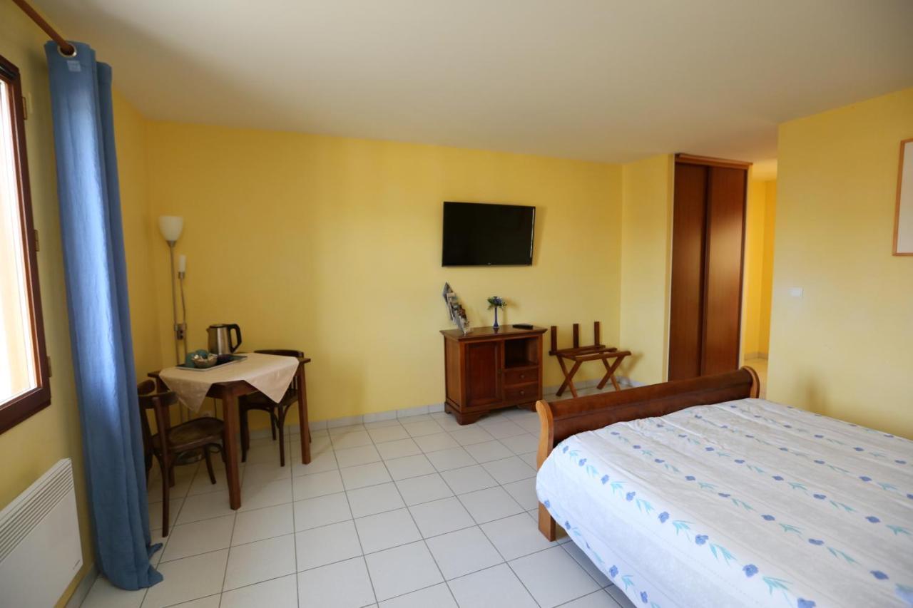 Hotel Le Relais Du Chateau Grignols  Esterno foto