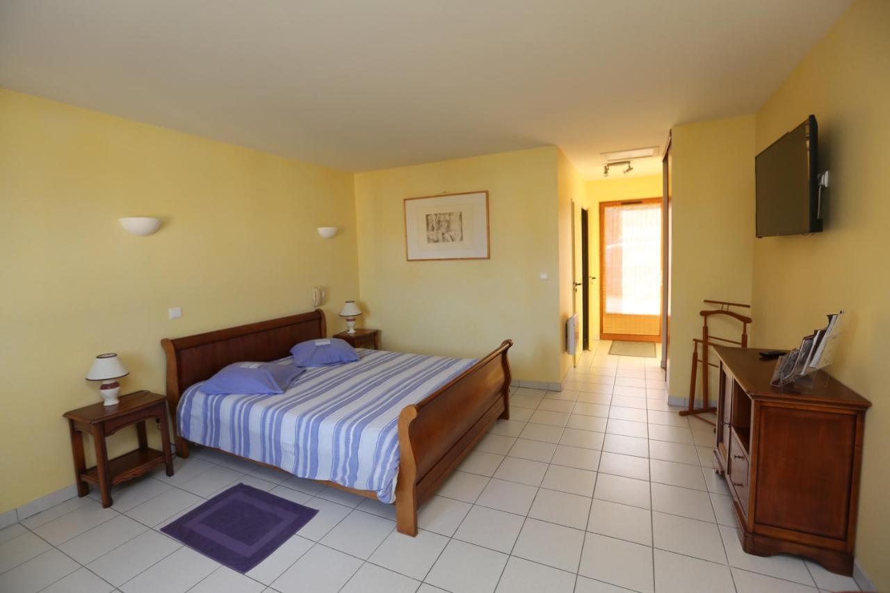 Hotel Le Relais Du Chateau Grignols  Esterno foto