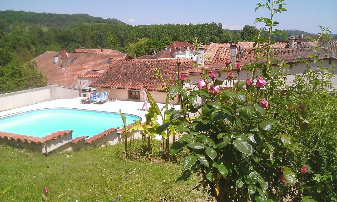 Hotel Le Relais Du Chateau Grignols  Esterno foto
